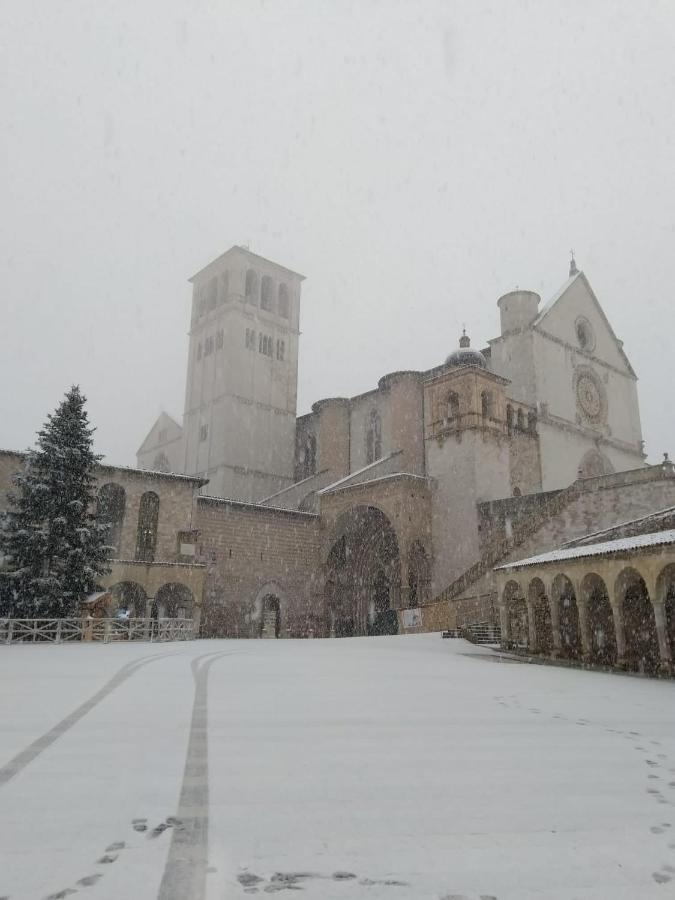 Hotel Villa Elda Assisi Luaran gambar