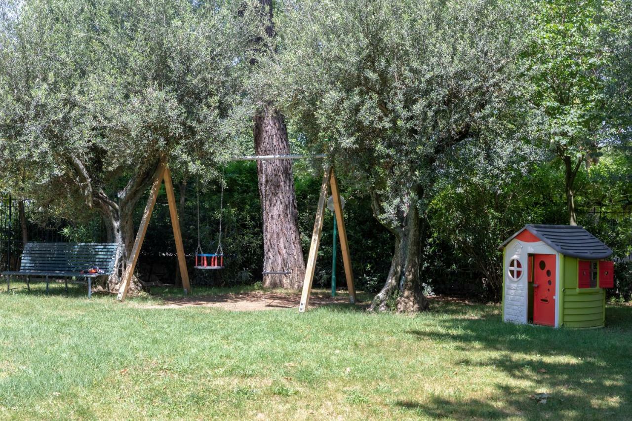 Hotel Villa Elda Assisi Luaran gambar