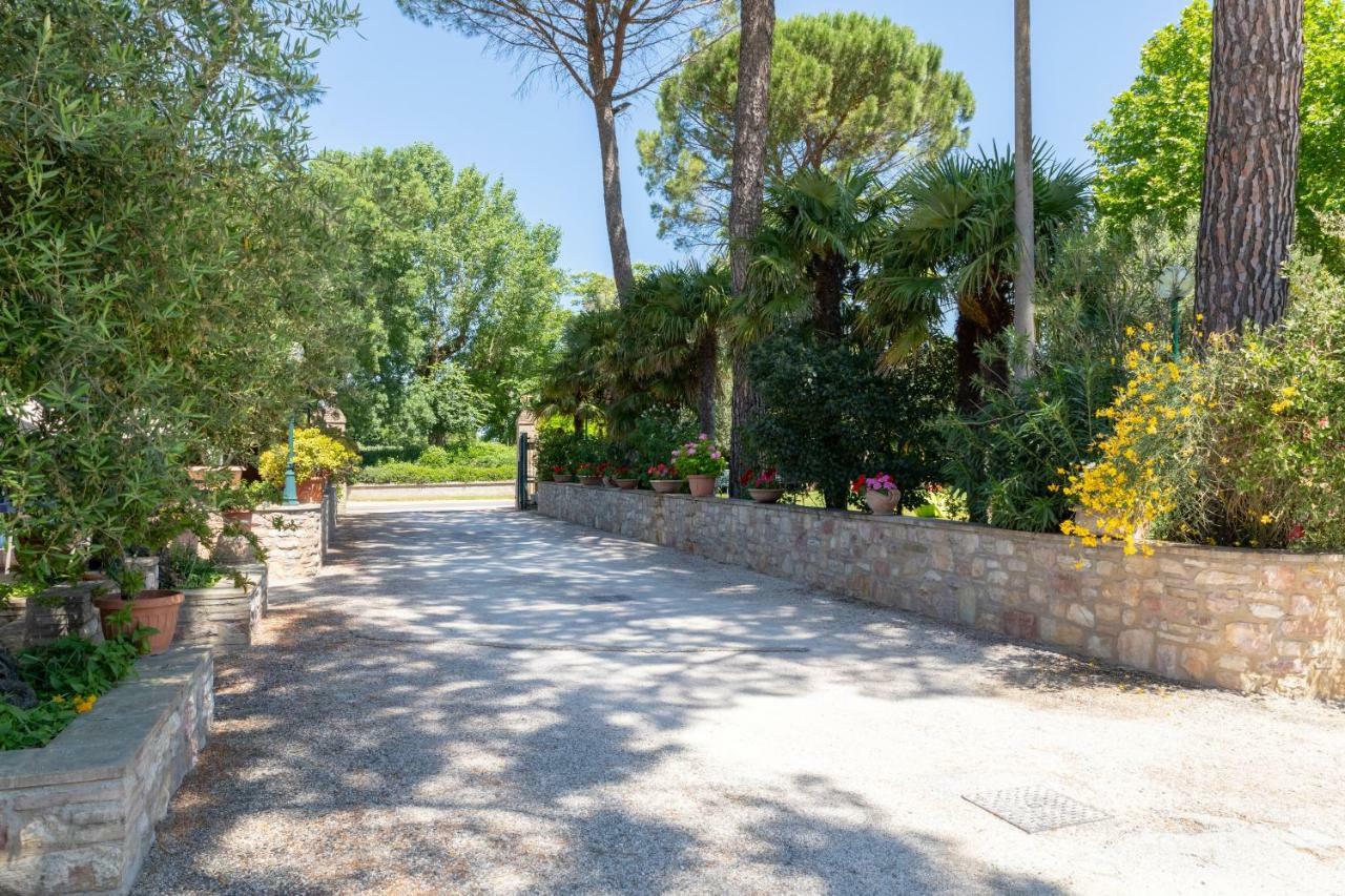 Hotel Villa Elda Assisi Luaran gambar