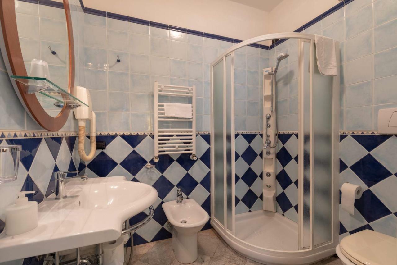 Hotel Villa Elda Assisi Luaran gambar